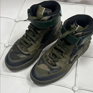 Valentino Men's Olive Camouflage High-Top Sneakers